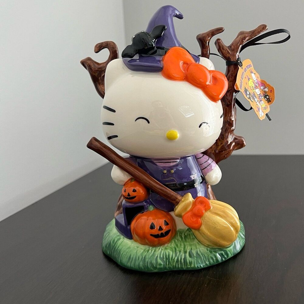 Hello Kitty Halloween Blue Sky